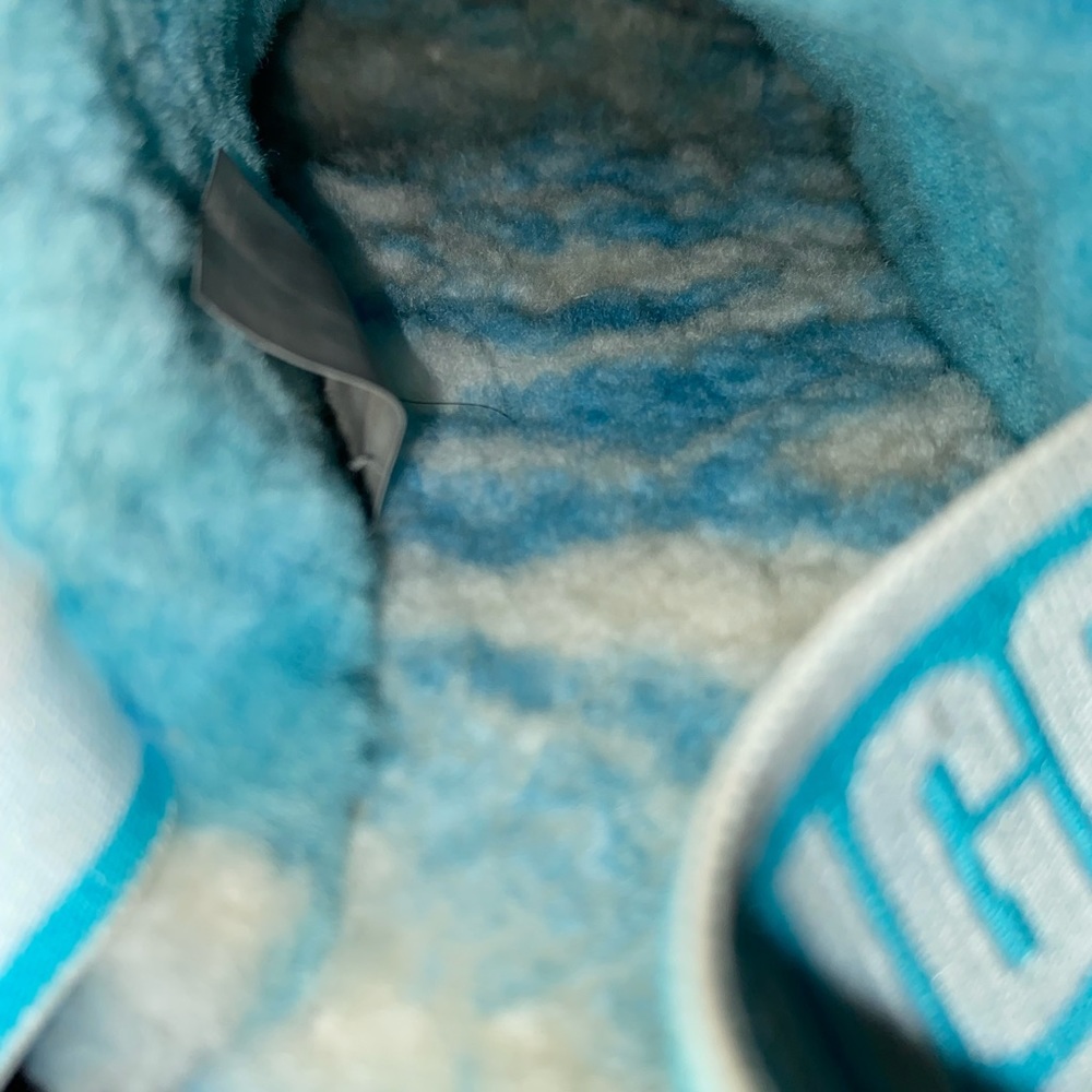 Ugg Women's Fluff Yeah Slide Zebra - image 7